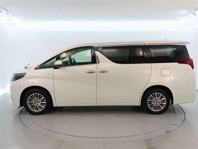 アルファードハイブリッド 2.5 G E-Four 4WD
