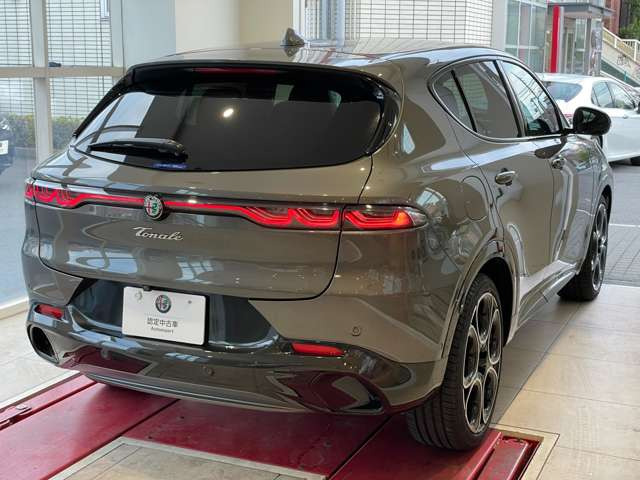 トナーレプラグインハイブリッド Q4 ヴェローチェ 4WD