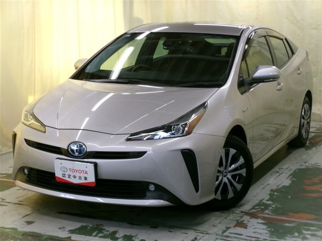 プリウス1.8 A E-Four 4WD