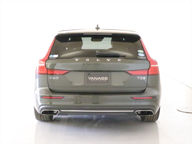 V60T5 インスクリプション