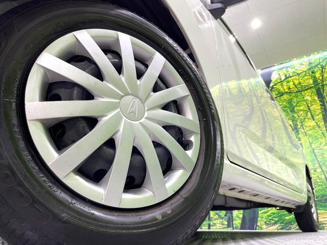 �y14�C���`�A���~�z�C�[���z�O�ςɃ}�b�`�����A���~�z�C�[���𑕒����Ă���܂��B�e��A���~�z�C�[����A�X�^�b�h���X�^�C�����戵�����Ă���܂��B���񂲑��k����������