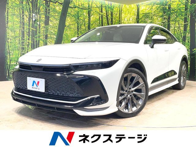 クラウンクロスオーバー2.5 G アドバンスト レザー パッケージ E-Four 4WD