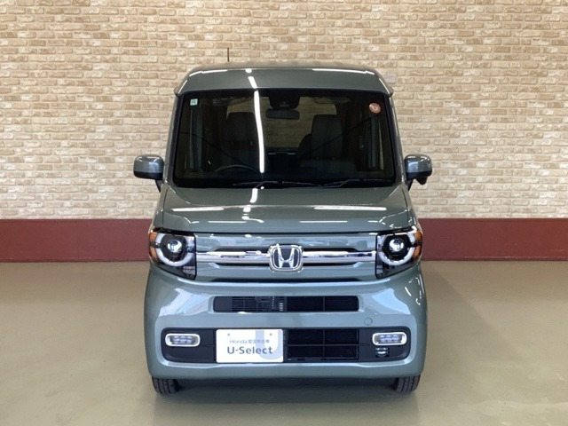 N-VANファン ターボ 4WD