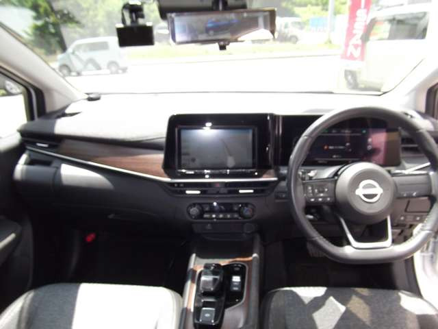ノートオーラ1.2 G FOUR 4WD