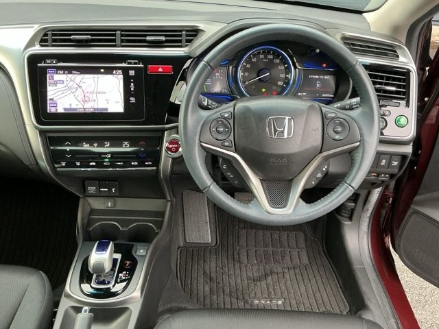 グレイス1.5 ハイブリッド LX