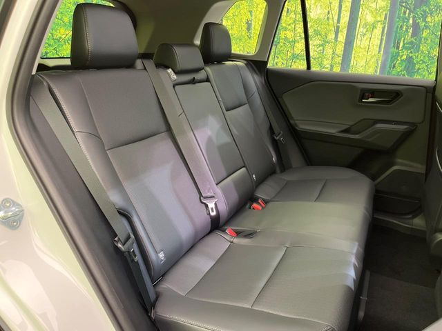 ���i���ȃI���W�i���t���A�}�b�g���I�v�V�����ɂĂ��p�ӂ��Ă���܂��B���D���ȃf�U�C����J���[�����Ԃɍ��킹�đI��ł����������Ƃ��ł��܂���