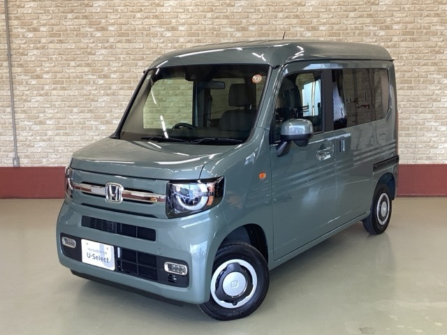 N-VANファン ターボ 4WD