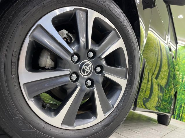 �y����16�C���`�A���~�z�C�[���z�O�ςɃ}�b�`���������A���~�z�C�[���𑕒����Ă���܂��B�e��ЊO�A���~�z�C�[����A�X�^�b�h���X�^�C�����戵�����Ă���܂��B���񂲑��k����������
