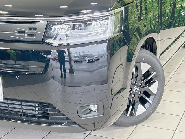 �yLED�w�b�h���C�g�z���V����ԑ��s�����ǍD�Ȏ��E���m�ۂ����S���ĉ^�]�ł��鍂�P�xLED�w�b�h���C�g�𑕔�!�_�����x�������A����d�͂��}�����Ă��܂��B