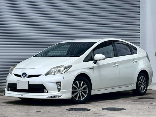 プリウス1.8 S