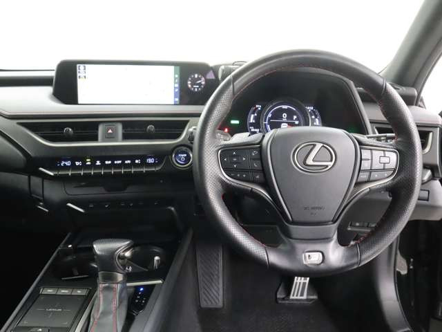 UX250h Fスポーツ