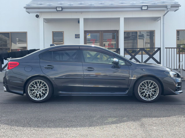 WRXS4 2.0 GT-S アイサイト 4WD
