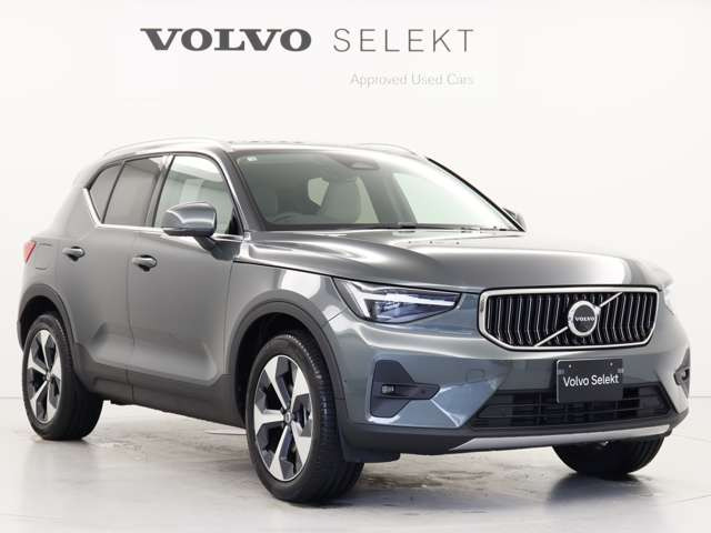 XC40ウルトラ B4 AWD 4WD
