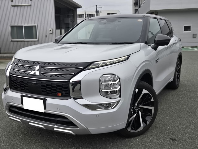 アウトランダーPHEV 2.4 P 4WD