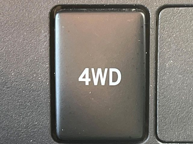 4WD�̂��Ԃł��̂ŁA�ᓹ�ł����S�ł���~��n�n��ɂ��Z�܂��̕��ȊO�ɂ��A�E�B���^�[�X�|�[�c����̕���~��n��֋A�Ȃ����@�������ɂ���������!