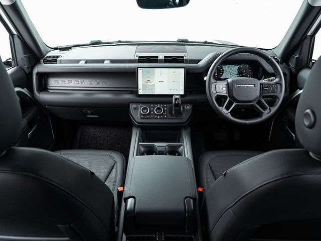 ディフェンダー110 S 3.0L D350 ディーゼル 4WD