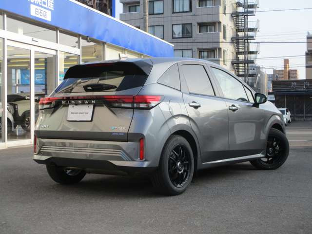 ノート1.2 X FOUR 4WD
