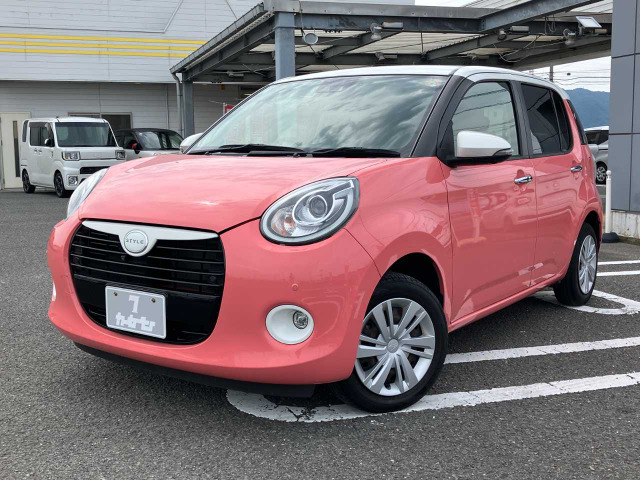 ブーン1.0 スタイル ホワイトリミテッド SAIII