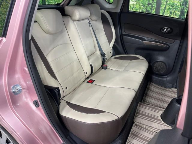 �R���p�N�g�J�[�ł����A�Z�J���h�V�[�g�͏\���ȍL����������K�ɂ���肢�������܂���V�[�g��|���đ傫�ȉו���ς񂾂�ƁA�p�r�̕����L��1��ł��B