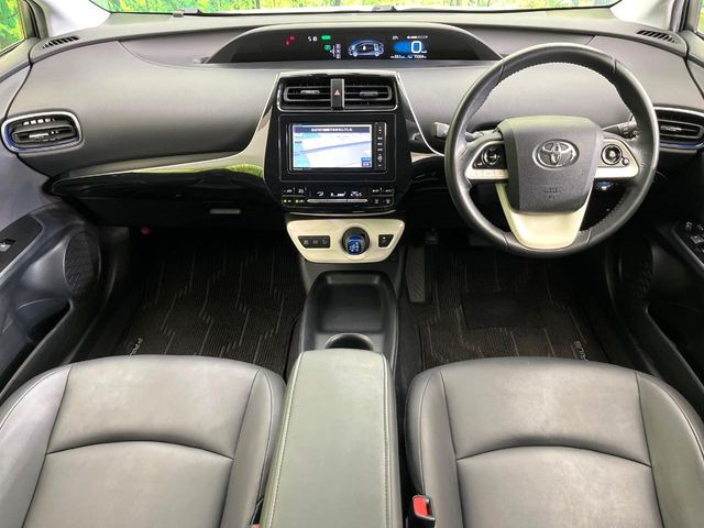 プリウス1.8 S ツーリングセレクション