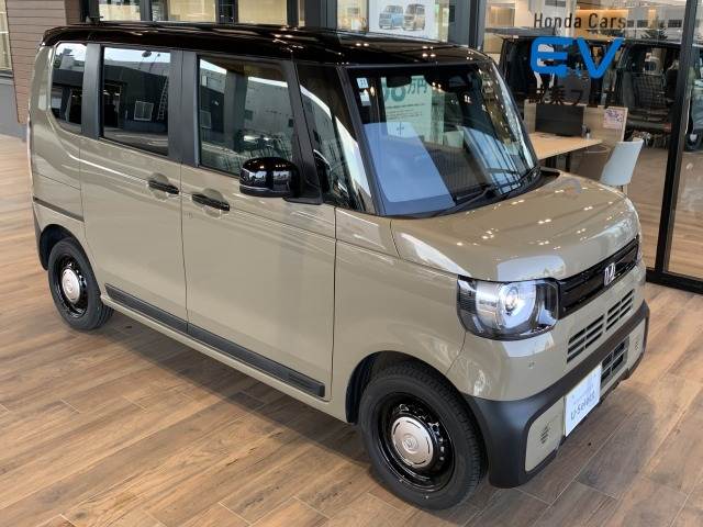 N-BOXジョイ 2トーン 4WD