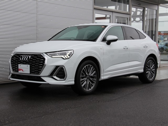 Q3スポーツバック40 TDI クワトロ Sライン ディーゼル 4WD