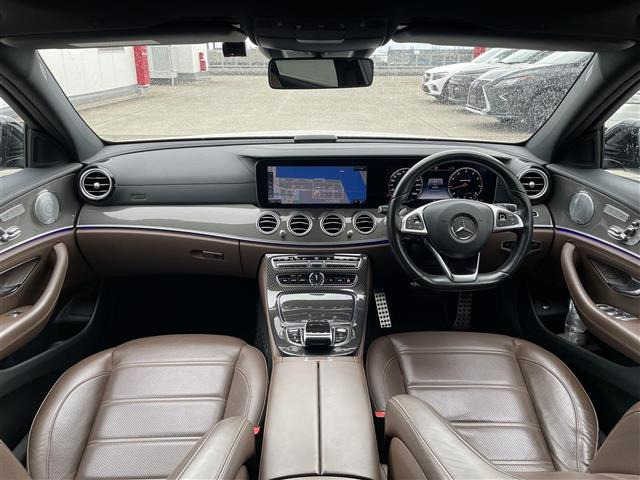 EクラスワゴンAMG E43 4マチック 4WD