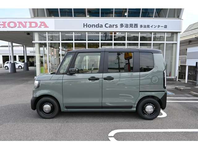 N-BOXジョイ 2トーン