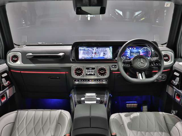 GクラスG450d AMGラインパッケージ (ISG) 4WD