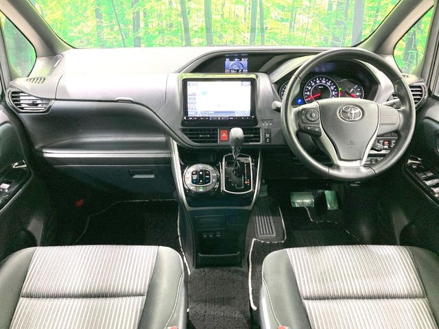 ヴォクシー2.0 ZS 煌