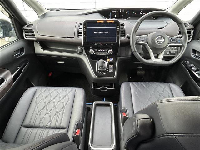 セレナ1.2 e-POWER ハイウェイスターG
