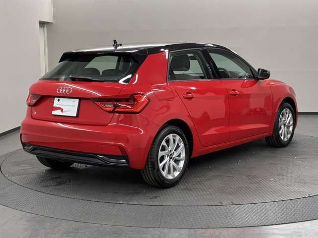 A1スポーツバック25 TFSI アドバンスド