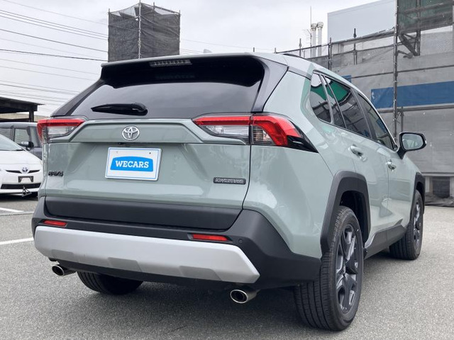 RAV42.0 アドベンチャー 4WD