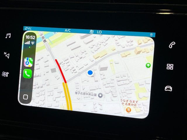 ��Apple Car Play:�X�}�z�Ƃ̗L���ڑ��ŁA�i�r�E�I�[�f�B�I�Đ��ȂǃX�}�z�̃A�v���@�\����ʂł��g����֗��@�\�ł�!