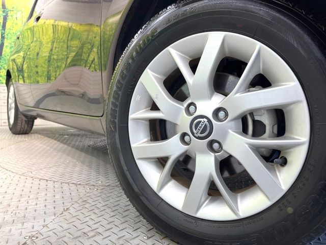 �y�����A���~�z�C�[���z�O�ςɃ}�b�`���������A���~�z�C�[���𑕒����Ă���܂��B�e��ЊO�A���~�z�C�[����A�X�^�b�h���X�^�C�����戵�����Ă���܂��B���񂲑��k����������
