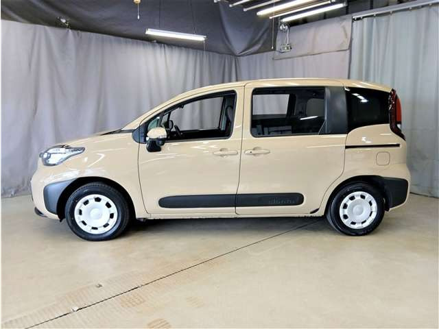 シエンタハイブリッド 1.5 G E-Four 4WD