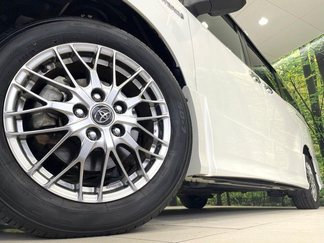 �y����16�C���`�A���~�z�C�[���z�O�ςɃ}�b�`���������A���~�z�C�[���𑕒����Ă���܂��B�e��ЊO�A���~�z�C�[����A�X�^�b�h���X�^�C�����戵�����Ă���܂��B���񂲑��k����������