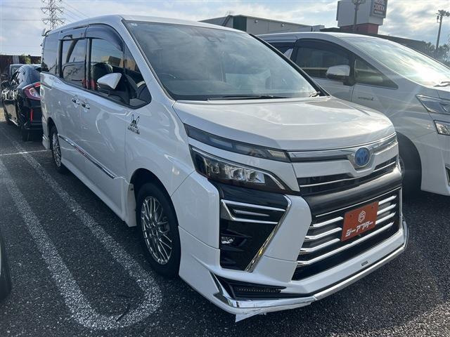 ヴォクシー1.8 ハイブリッド ZS