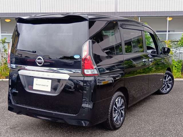 セレナ2.0 XV
