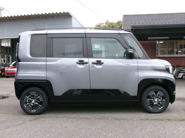 デリカミニG プレミアム 4WD