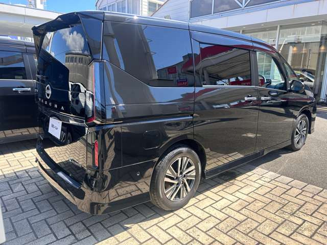 セレナ1.4 e-POWER ルキシオン