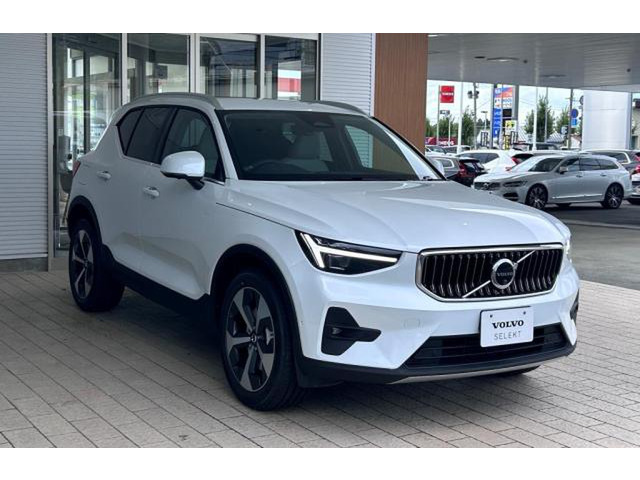 XC40ウルトラ B4 AWD 4WD