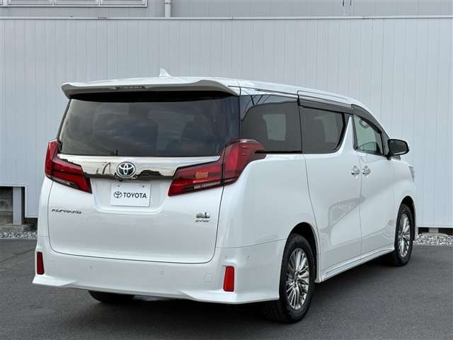 アルファードハイブリッド 2.5 S タイプゴールドII E-Four 4WD