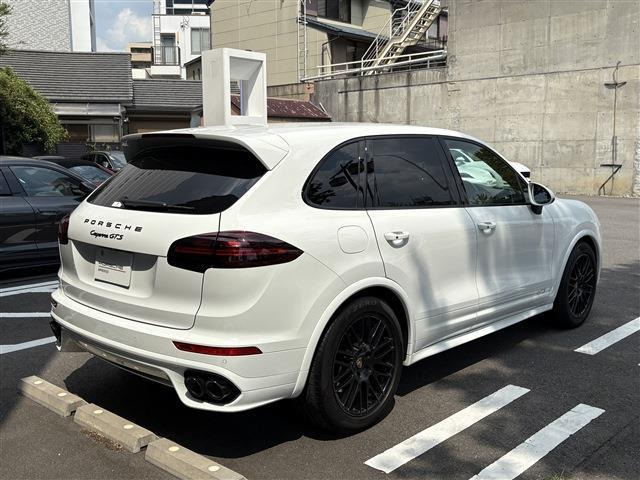 カイエンGTS ティプトロニックS 4WD