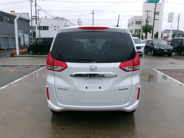 フリード1.5 ハイブリッド G ホンダセンシング 4WD