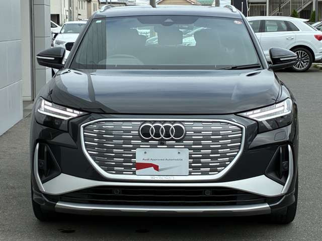 Q4 e-tron40 Sライン