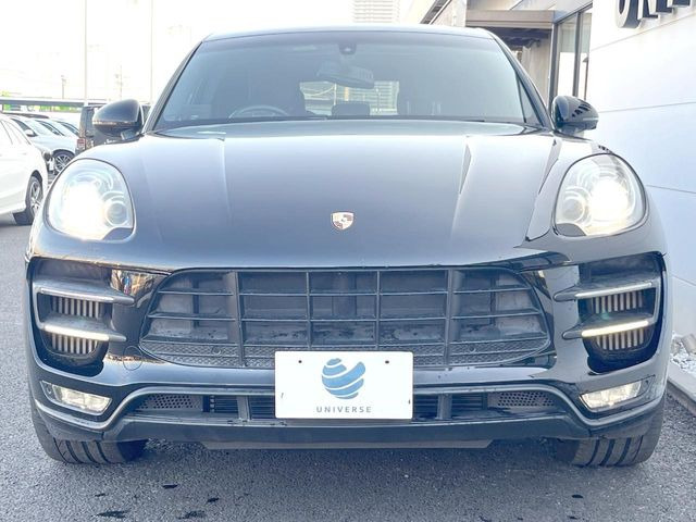 ●ご覧の通り綺麗な状態を維持しているお車ですが、小さなキズの状況や他の箇所のお写真もお送りできます。ご遠方の方でも安心してご検討いただける様、お客様のご希望に応じて出来る限りご対応させていただきます。