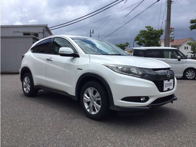 ヴェゼル1.5 ハイブリッド X 4WD