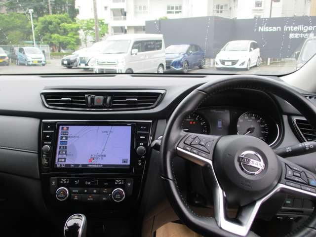 エクストレイル2.0 20Xi ハイブリッド 4WD