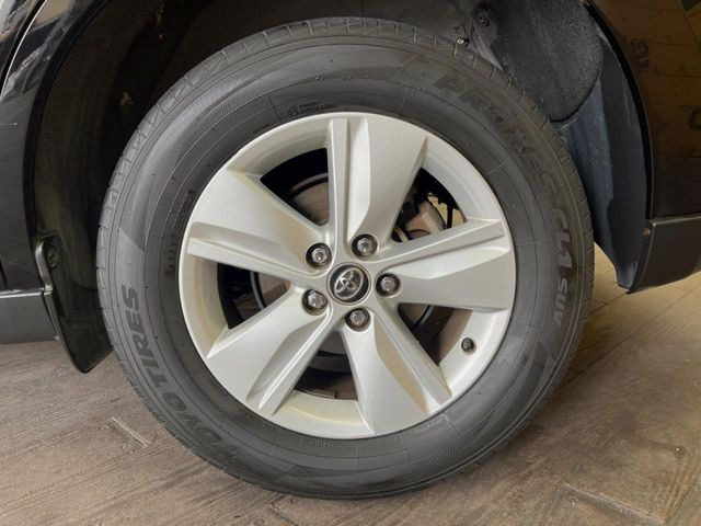 �y����17�C���`�A���~�z�C�[���z�O�ςɃ}�b�`���������A���~�z�C�[���𑕒����Ă���܂��B�e��ЊO�A���~�z�C�[����A�X�^�b�h���X�^�C�����戵�����Ă���܂��B���񂲑��k����������